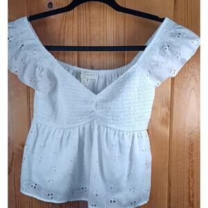White Eyelet Smocked V-Neck Babydoll Top Size Small Coquette Romantic Y2K Boho